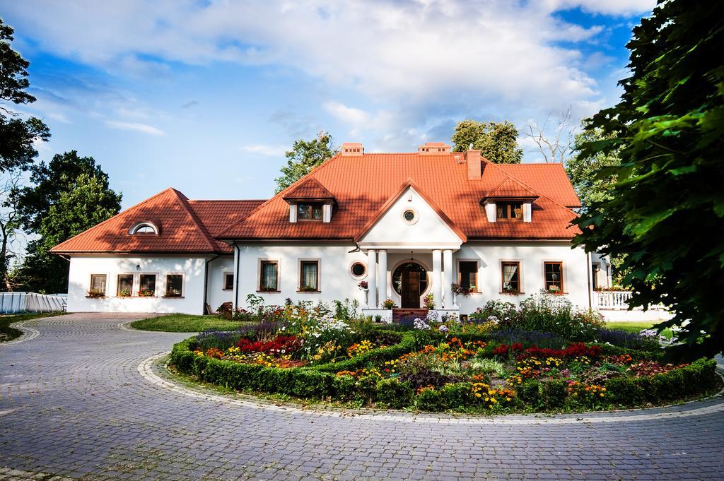 Dwor Osmolice Bed and Breakfast Bialki Dolne Buitenkant foto