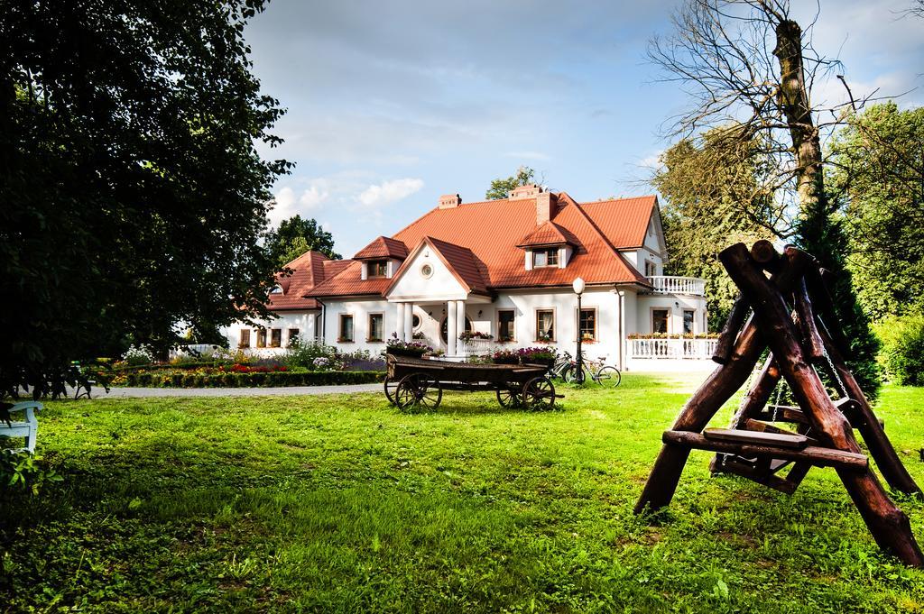 Dwor Osmolice Bed and Breakfast Bialki Dolne Buitenkant foto