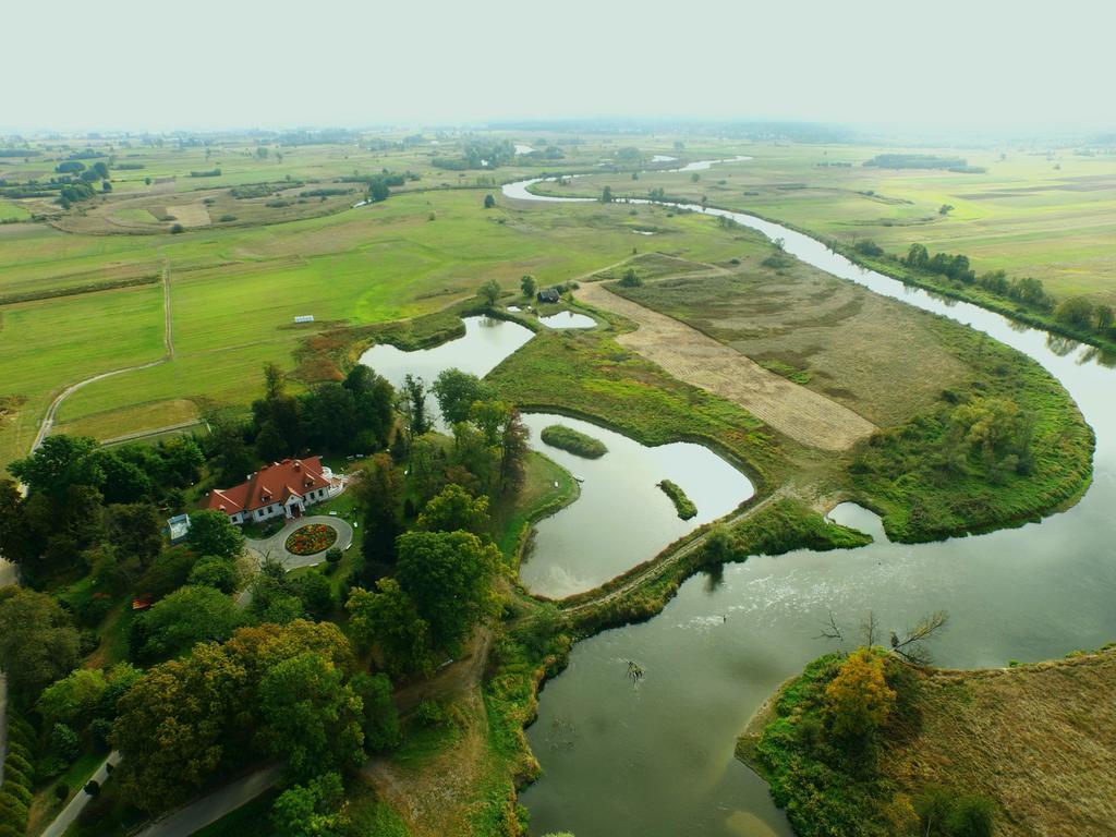Dwor Osmolice Bed and Breakfast Bialki Dolne Buitenkant foto