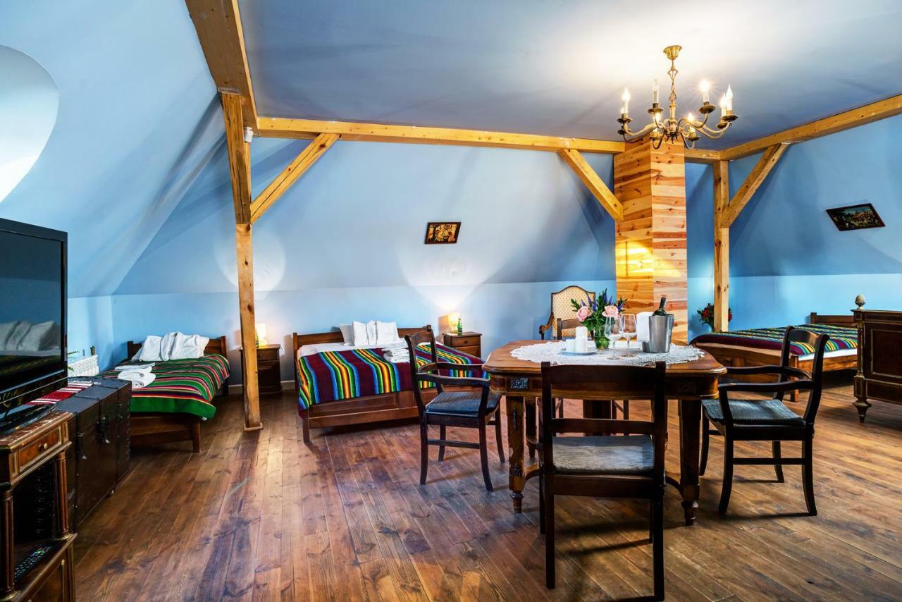 Dwor Osmolice Bed and Breakfast Bialki Dolne Buitenkant foto